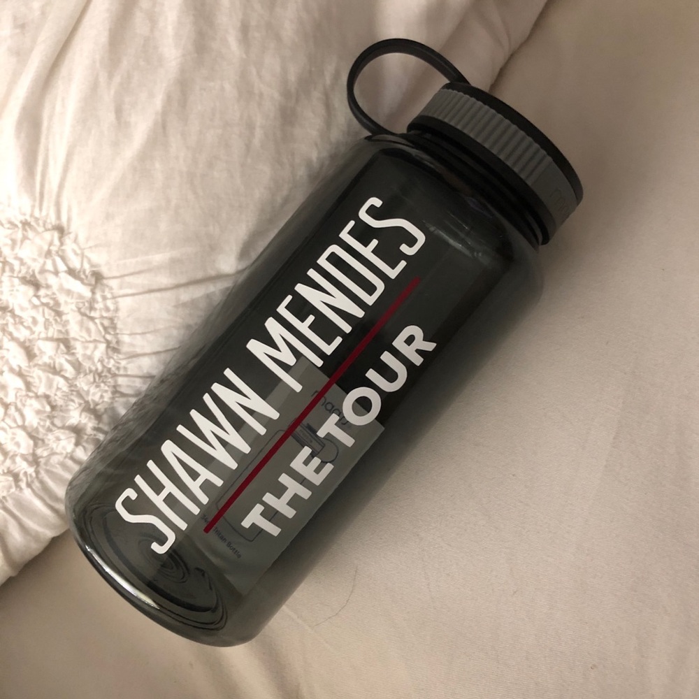SHAWN MENDES THE TOUR WATER BOTTLE